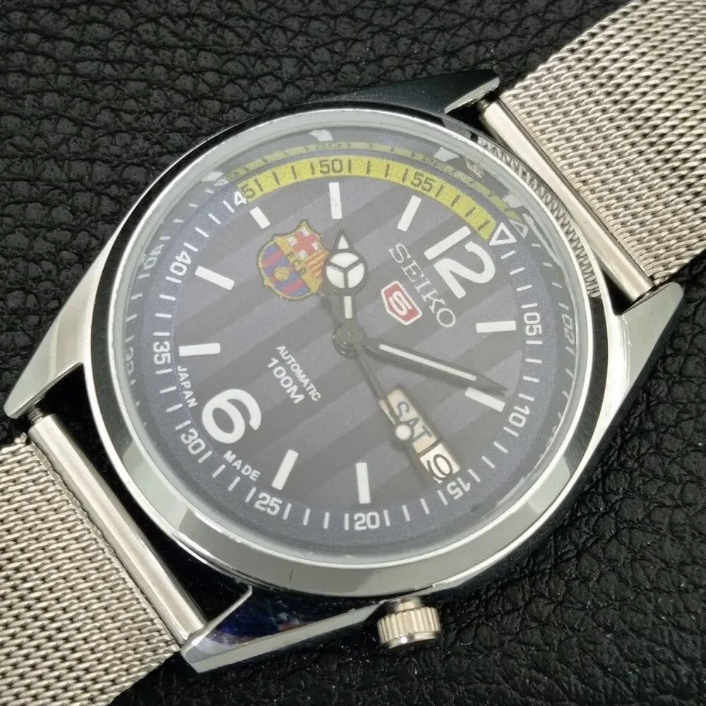 Vintage 1976 FCB Seiko Automatic Mens Silver Watch W/daydate & FCB accents